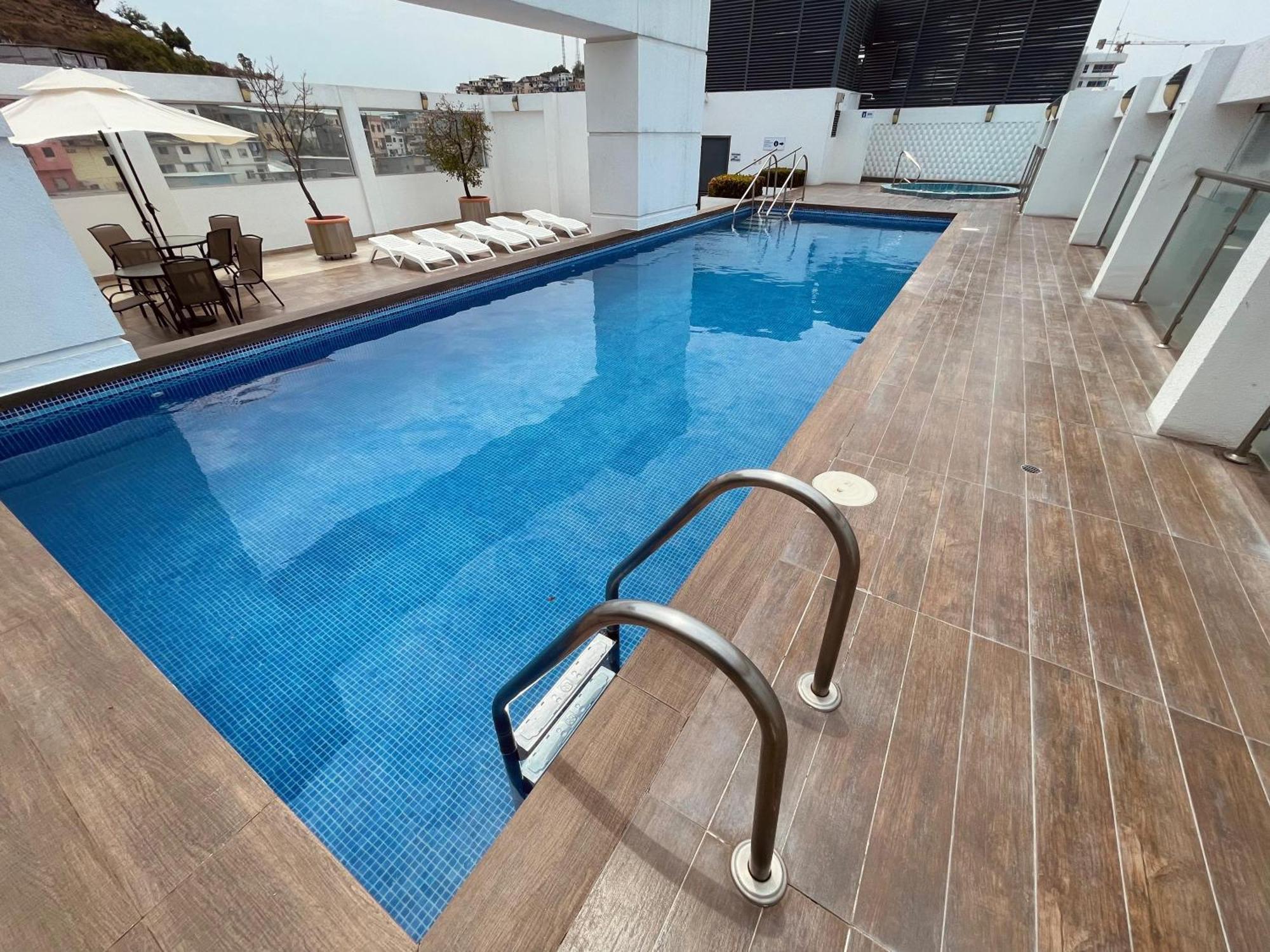 جواياكيل Suite Riverfront Puerto Santa Ana المظهر الخارجي الصورة