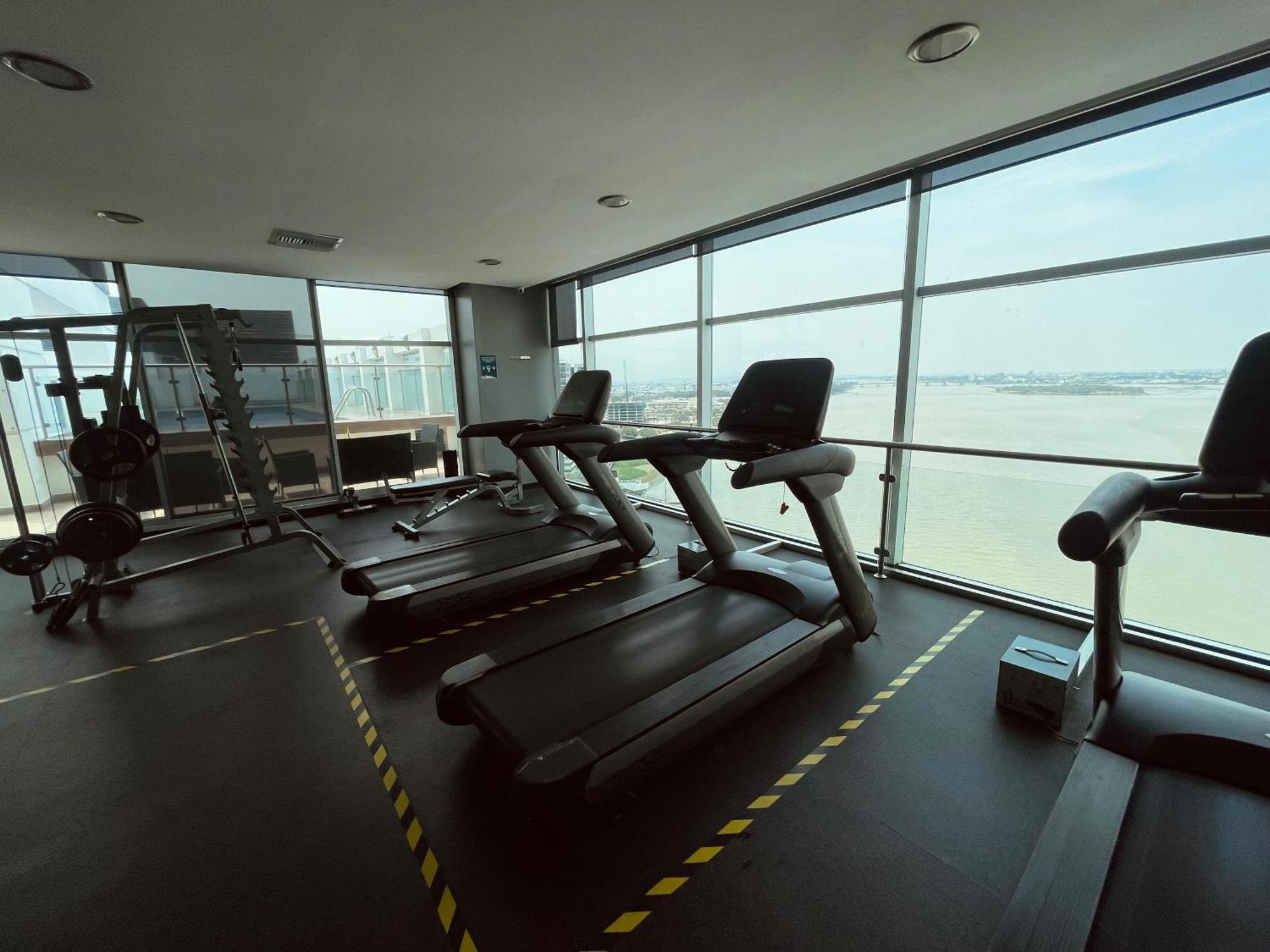 جواياكيل Suite Riverfront Puerto Santa Ana المظهر الخارجي الصورة