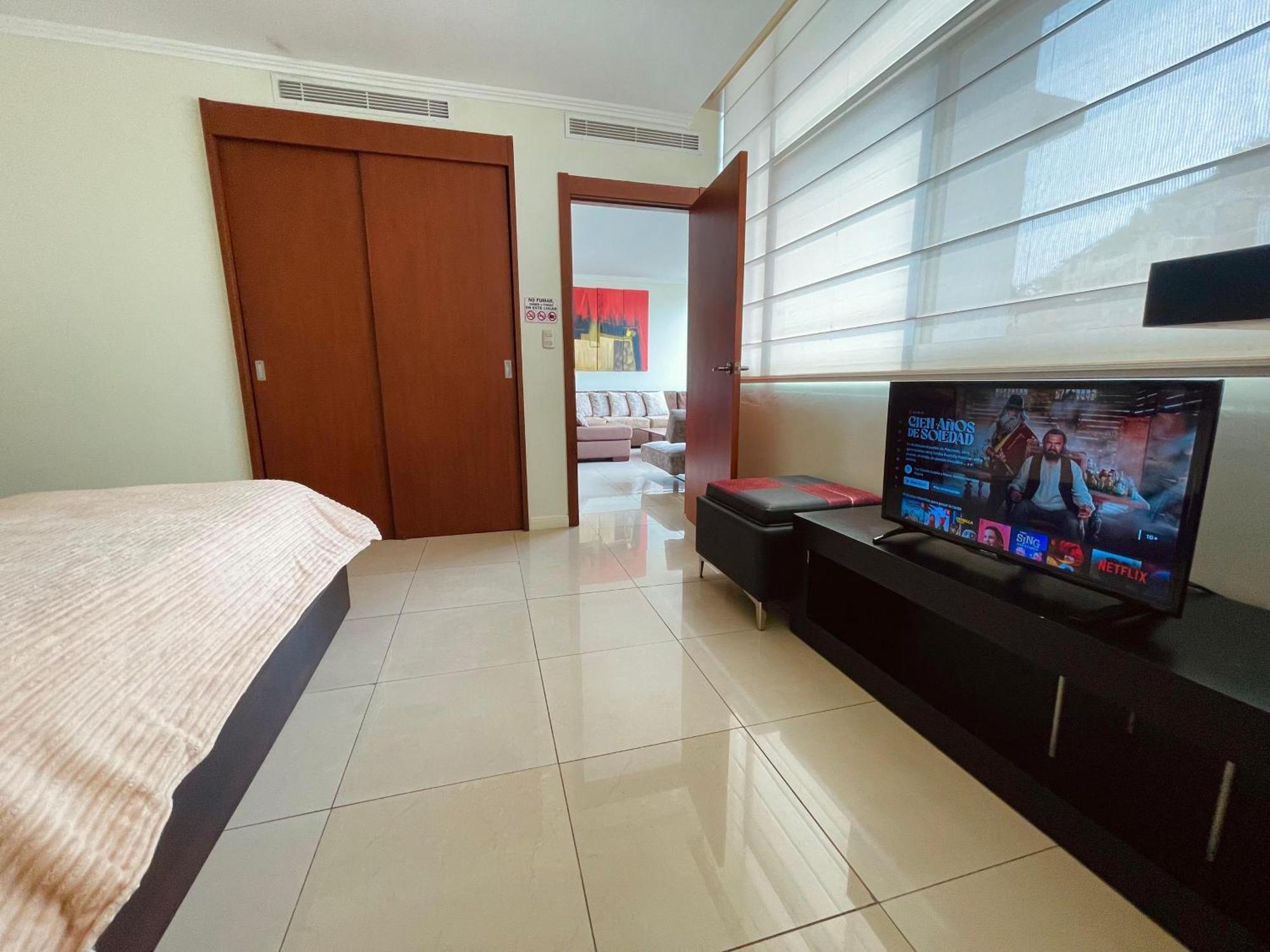 جواياكيل Suite Riverfront Puerto Santa Ana المظهر الخارجي الصورة