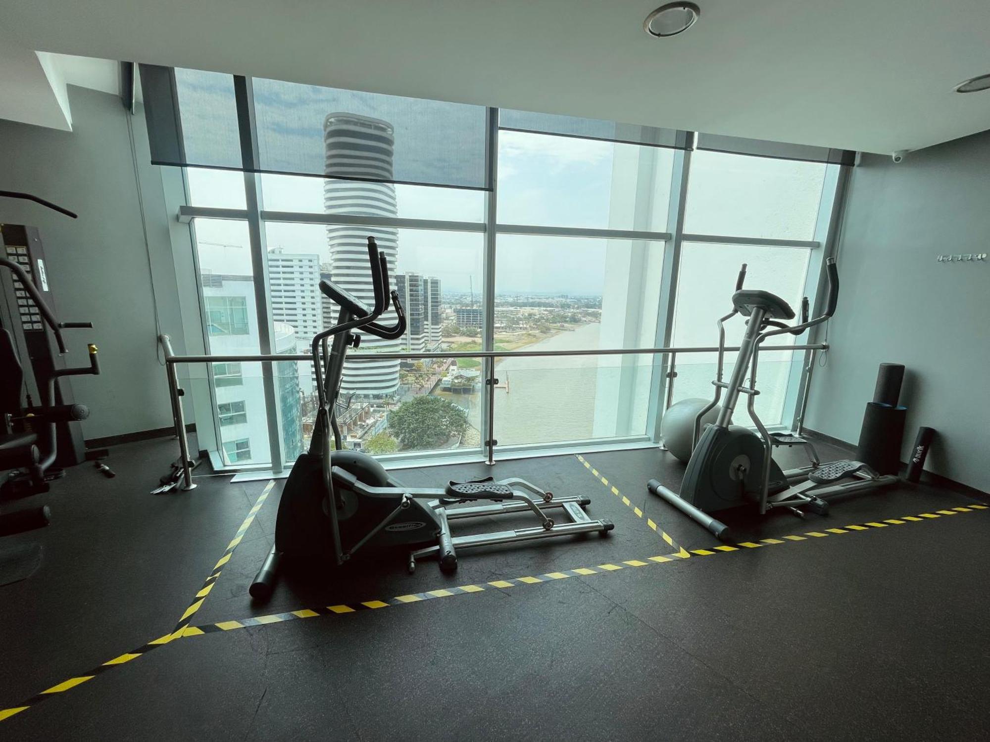 جواياكيل Suite Riverfront Puerto Santa Ana المظهر الخارجي الصورة