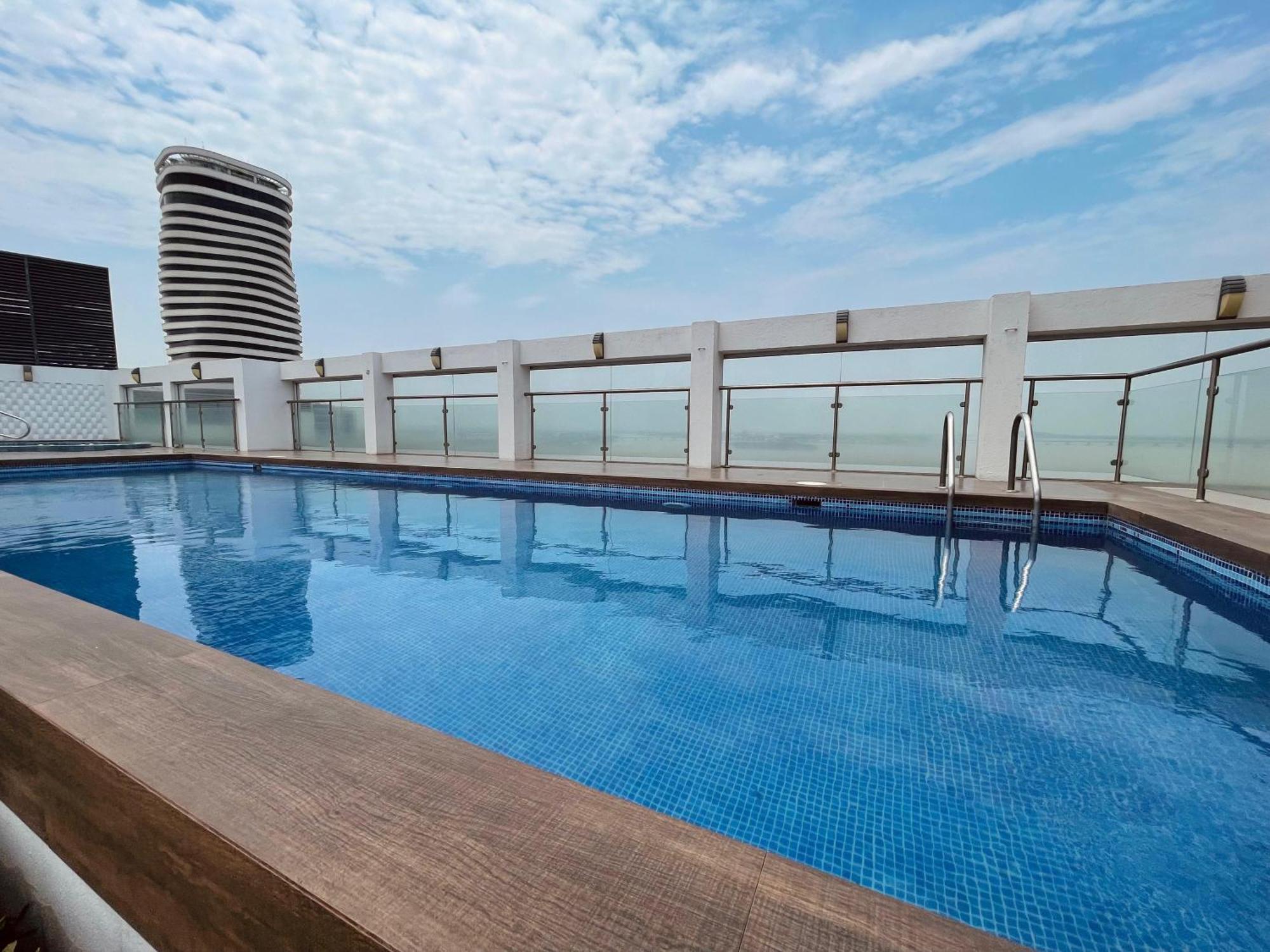 جواياكيل Suite Riverfront Puerto Santa Ana المظهر الخارجي الصورة